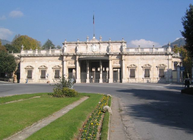 靴 CORSO ROMA montecatini terme BEARDSLEY duca-duca-by-matiste-bergamo-